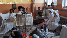 Детска градина в Белащица приключи проект "Възрожденски къщи" с песен, стих и театър