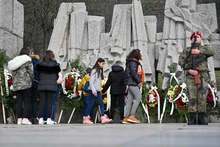 В Калофер бе отбелязана 174-та годишнина от рождението на Христо Ботев