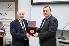 Медицинският университет в Плевен присъди званието "Почетен професор" на доц. Георги Цанев