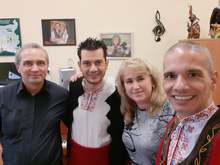 Учители събират дарения за коледната трапеза на деца в неравностойно положение