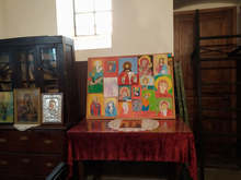 Ученици дариха рисунки на икони на църквата в търговищкия квартал "Въбел"