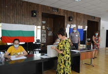 Избирателната активност в Благоевградски избирателен район към 11.00 часа е 10.38 процента