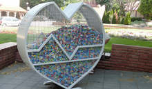 В три метални сърца в Русе ще се събират капачки с благотворителна цел