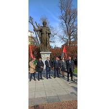 Нека покажем, че не сме робско племе, което може да бъде лъгано и манипулирано, призова Красимир Каракачанов