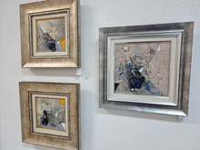 "Черно-белият кръговрат е в основата на живота", показва в изложба в Ямбол художникът Цветан Казанджиев