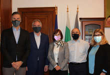 Главният оперативен директор на компанията LEONI се е срещнал с кмета на Плевен