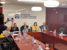 Председателят на БСП Корнелия Нинова се срещна с работодателските организации по тяхна покана