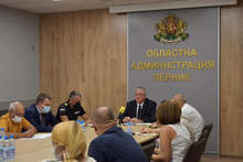 Областният управител на Перник свика заседание заради риска от пожари