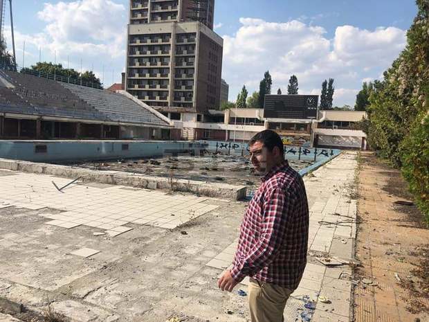 За възстановяване на спортния комплекс "Червено знаме" в София настоява Димитър Главинов от БСП