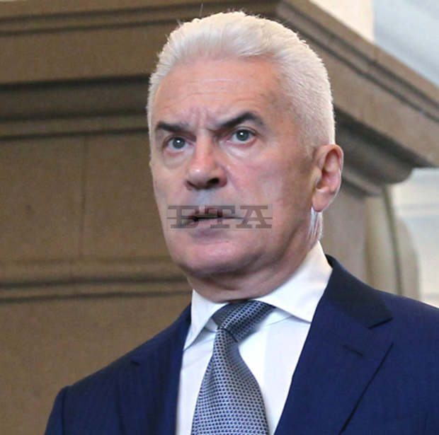 Волен Сидеров ще забрани гей парадите, ако стане кмет