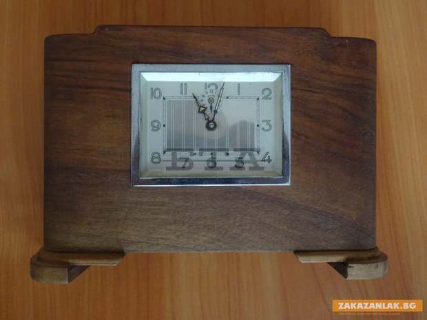 Часовник от Казанлък отброява времето до Нова година в Националния политехнически музей