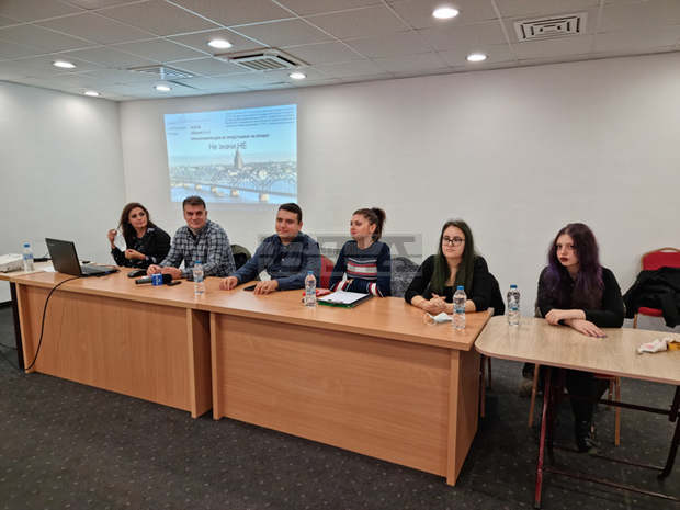 Два сериала - игрален и документален - ще бъдат създадени в Кюстендил и Варна по проект срещу половото насилие след младежите