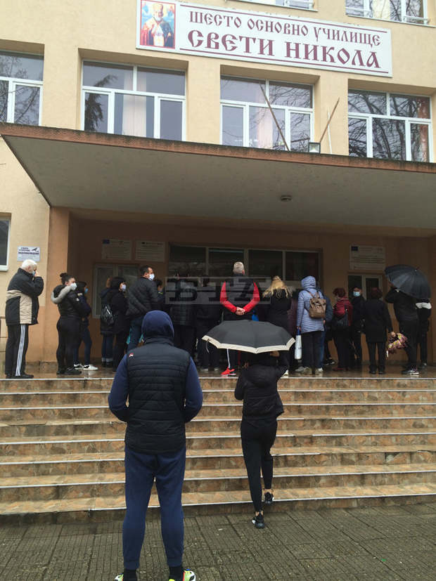 Избирателната активност в 12.00 часа премина 20 на сто в Старозагорска област