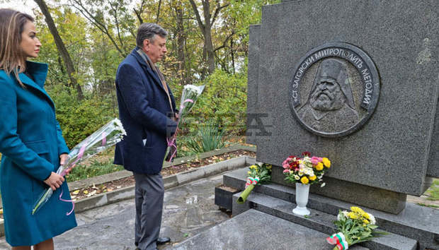 В Деня на народните будители д-р Горан Благоев, кандидат за президент на Национално обединение на десницата /НОД/ се поклони пред паметта на Старозагорския митрополит Методий