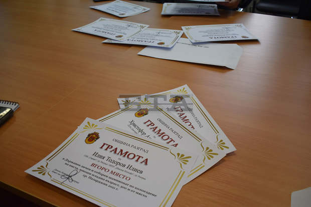 Община Разград подпомага финансово 59 талантливи ученици