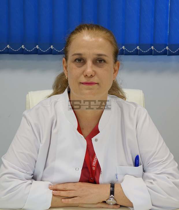 В Плевен доцент Надежда Хинкова е избрана за декан на Факултет "Здравни грижи" при Медицинския университет