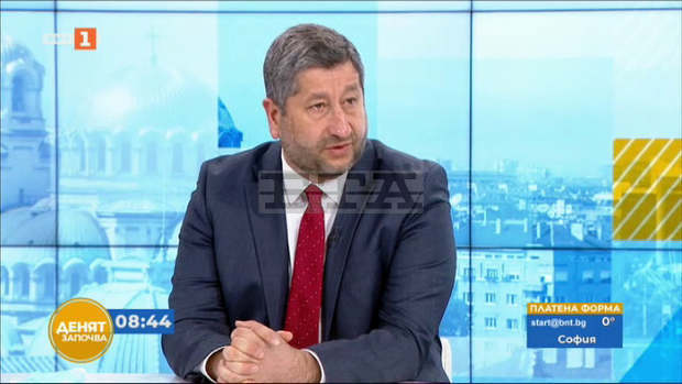Христо Иванов призова "Сиела" да даде ясен отговор за машините Христо Иванов призова "Сиела" да даде ясен отговор за машините