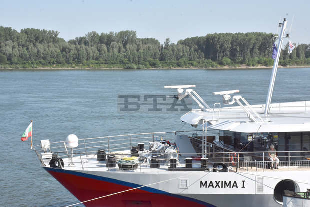 Само за седмица на видинското пристанище акостираха пет круизни кораба