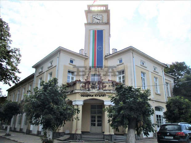 Община Кубрат подобри енергийната ефективност на административните си сгради