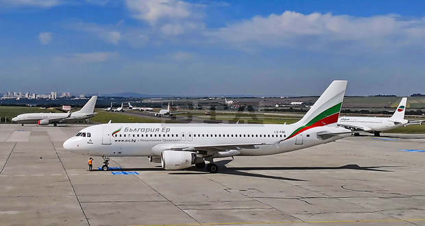 За 15 години концесионерът на летищата във Варна и Бургас е инвестирал повече от 400 милиона лева в тях