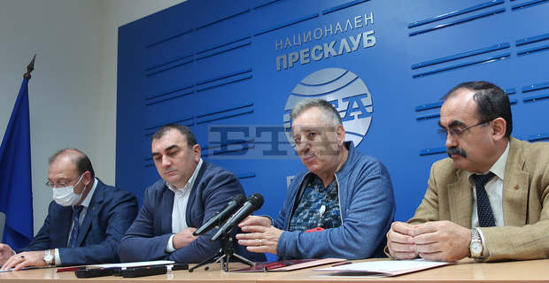 Медицинският университет в Плевен подготвя откриването на факултет по ветеринарна медицина