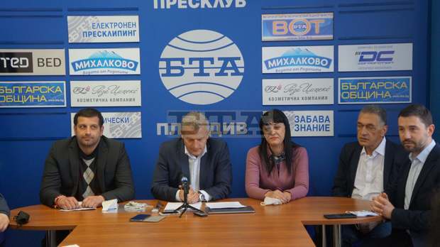 От партия "Консервативно обединение на десницата" имат политически цели и решения, за да стане България просперираща държава с инициативни и богати хора