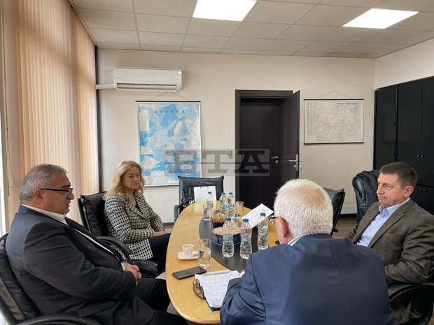 Областният управител на Кюстендилска област се е срещнал с новоизбраните народни представители от региона