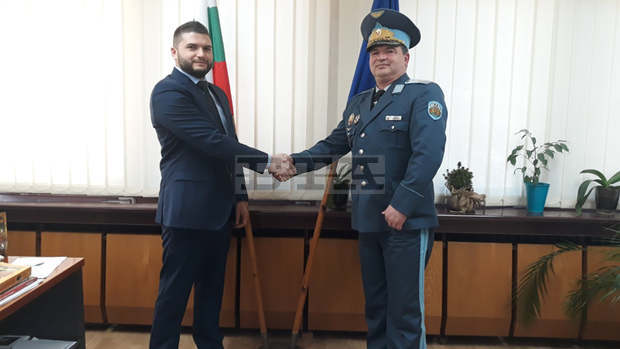 Областният управител на Плевен обсъди с началника на ВВВУ "Георги Бенковски" постигнатото след възстановяването на висшето училище Областният управител на Плевен обсъди с началника на ВВВУ "Георги Бенковски" постигнатото след възстановяването на висшето училище
