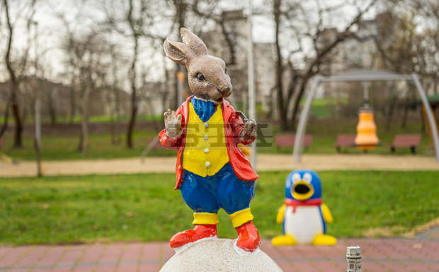 Нови пластики красят детските кътове в ямболски паркове