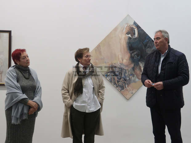 Отвори Коледният салон на плевенските художници -  с повече от 60 творби