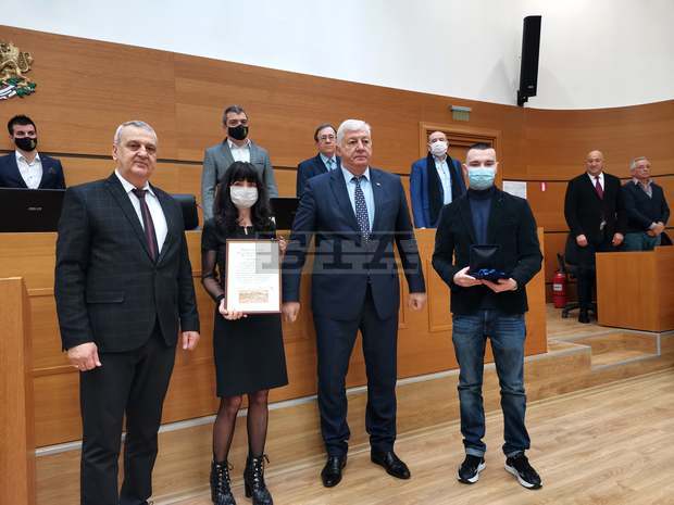 Родственици на проф. Мурджев получиха отличието на град Пловдив "Почетен гражданин на град Пловдив"