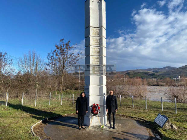 Почетоха паметта на загиналите пред 31 години 10 военнослужещи в река Върбица