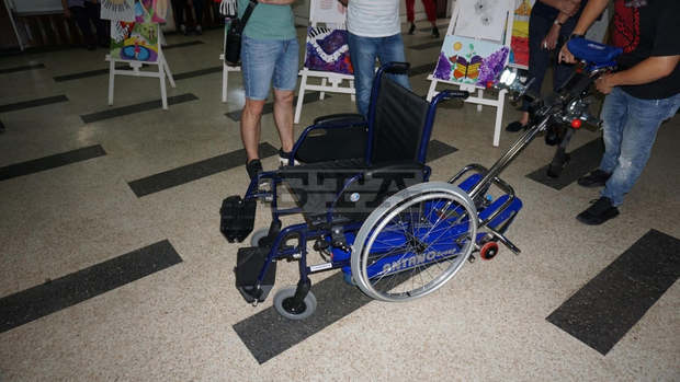 В русенско училище е монтирано устройство за изкачване на стълби за деца с увреждания