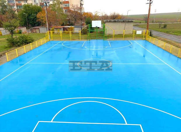 Община Ямбол започна ремонти на спортни площадки