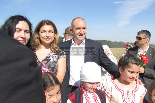 Президентът Румен Радев: "Сега е българската политическа жътва"