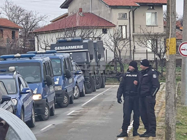 Прокуратурата внесе в съда искане за задържане на стрелеца - беглец от хасковското село Сърница