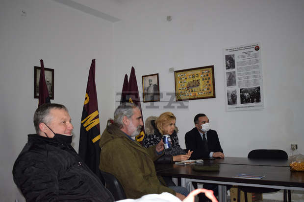 Кандидат-депутатът на ВМРО за Варна и Шумен Ернестина Шинова се срещна с членове на Пчеларския съюз