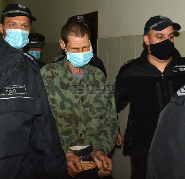 Съдът определи постоянен арест за стрелеца - беглец от хасковското село Сърница