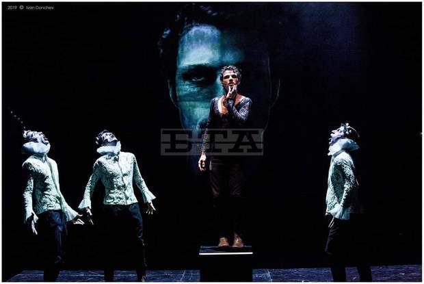 Театърът в Благоевград представя спектакъл със субтитри