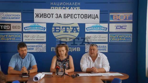 Проблемът с мангановата вода на село Брестовица е на ВиК-Пловдив, каза управителят на ВЕЦ "Кадиево" Васил Тасев