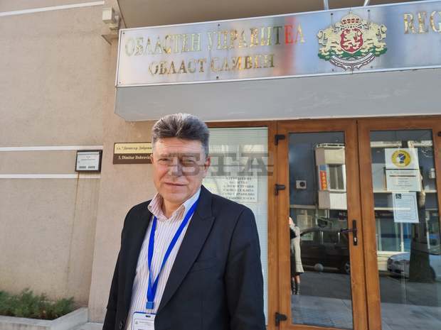 В област Сливен избирателната активност към 11.00 часа е по-висока в сравнение с първия тур - 8.29 процента В област Сливен избирателната активност към 11.00 часа е по-висока в сравнение с първия тур - 8.29 процента