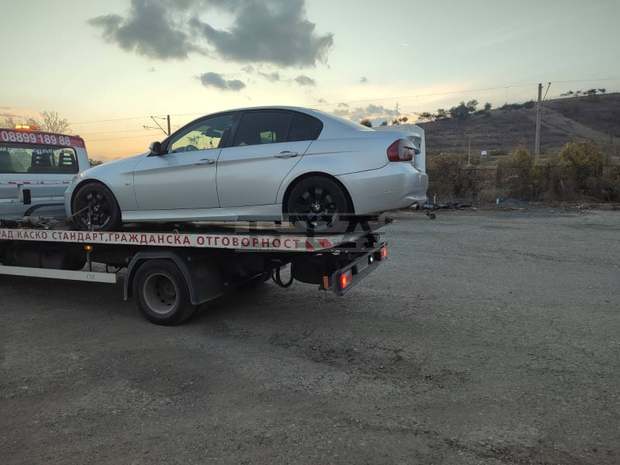 Сливенската полиция издирва криминално проявен, избягал при полицейска проверка