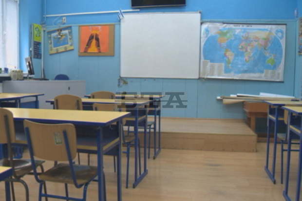 В три общини в област Добрич учениците вече се обучават изцяло присъствено