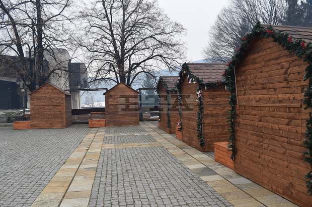 В Котел отваря врати Коледен базар