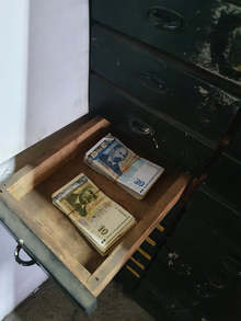 Мъж е задържан по сигнал за купуване на гласове в село Караманци, община Минерални бани