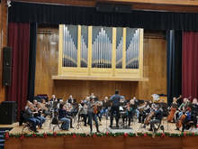 Симфоничният оркестър в Сливен открива творческия си сезон с концерт "Рождество е!" и световноизвестни музиканти