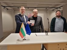 Пощенска марка за 125-годишнината на Национална художествена академия беше валидирана днес
