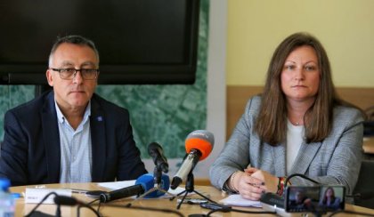 Директори на училища изразиха притеснения за избора на теста, направен от МЗ, за връщането в клас на учениците от първи до четвърти клас Директори на училища изразиха притеснения за избора на теста, направен от МЗ, за връщането в клас на учениците от първи до четвърти клас