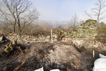 Програма "Култура"на Столична община финансира проект на НИМ за проучвания на крепостта на Кокалянски Урвич