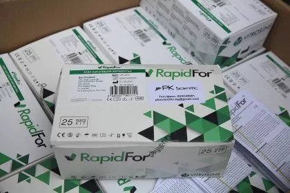 Късно снощи в склада на БЧК в село Лозен пристигнаха нови 90 000 теста за връщането на учениците в клас, информират от МОН Късно снощи в склада на БЧК в село Лозен пристигнаха нови 90 000 теста за връщането на учениците в клас, информират от МОН